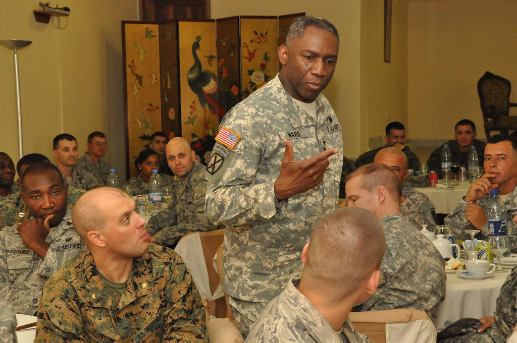 Ward challenges U.S. military mentors to be model professionals for Liberian soldiers - 20100325"